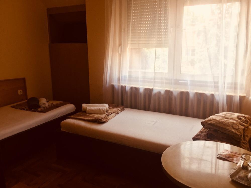 Hotel Rozsakert Panzio Nyíregyháza Esterno foto